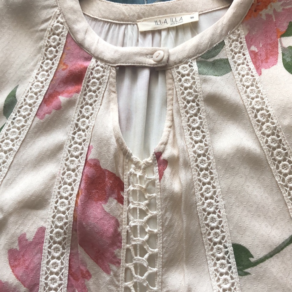 Dress - Picture 4 of 4